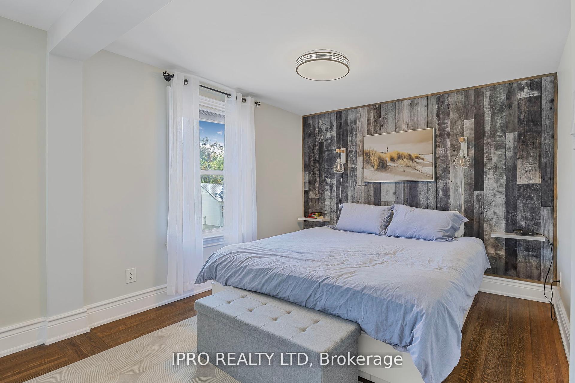 Photo 27 of 280 Mary Street, Orillia — HOMEH