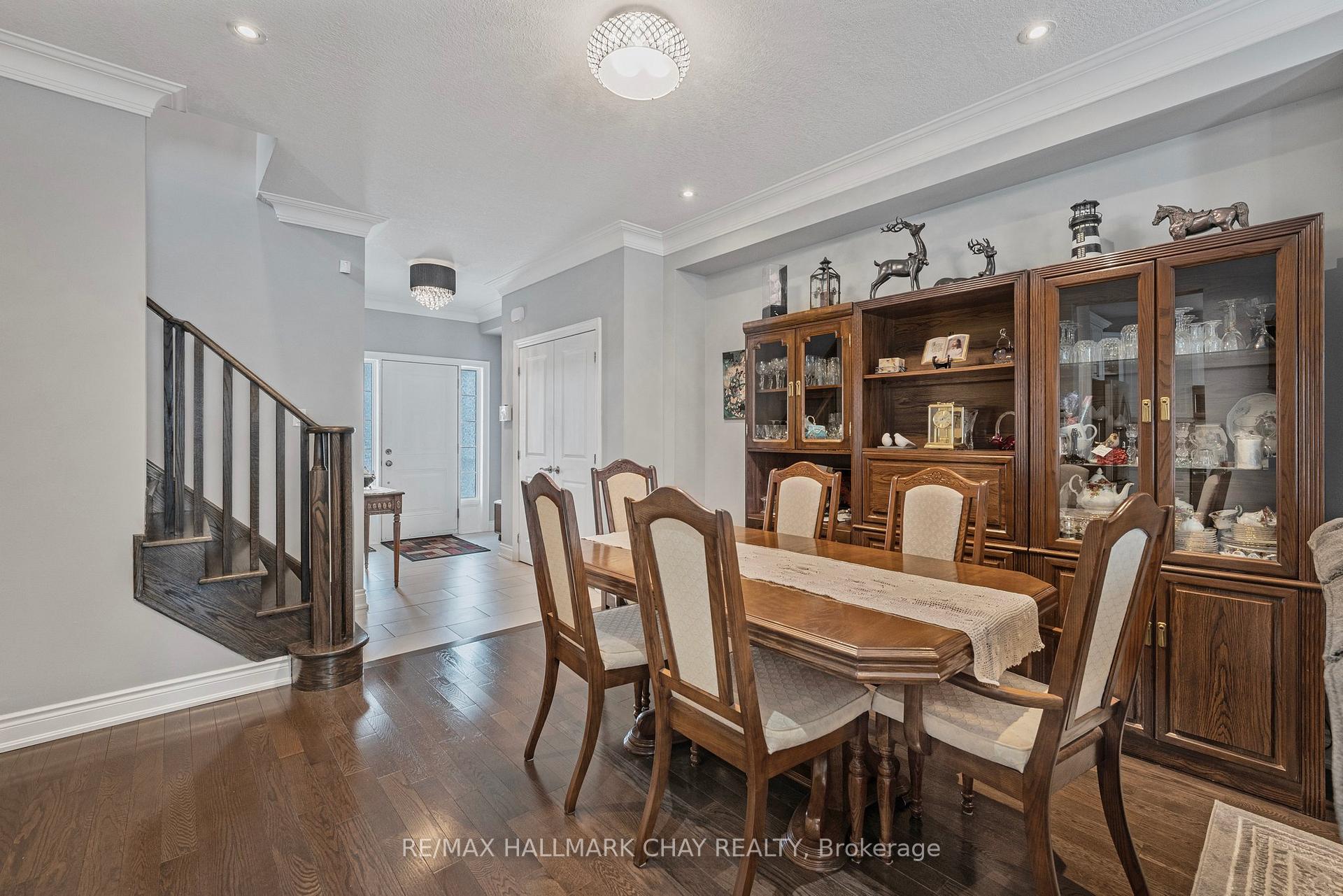 Photo 5 of 93 Anderson Road, New Tecumseth, Alliston — HOMEH