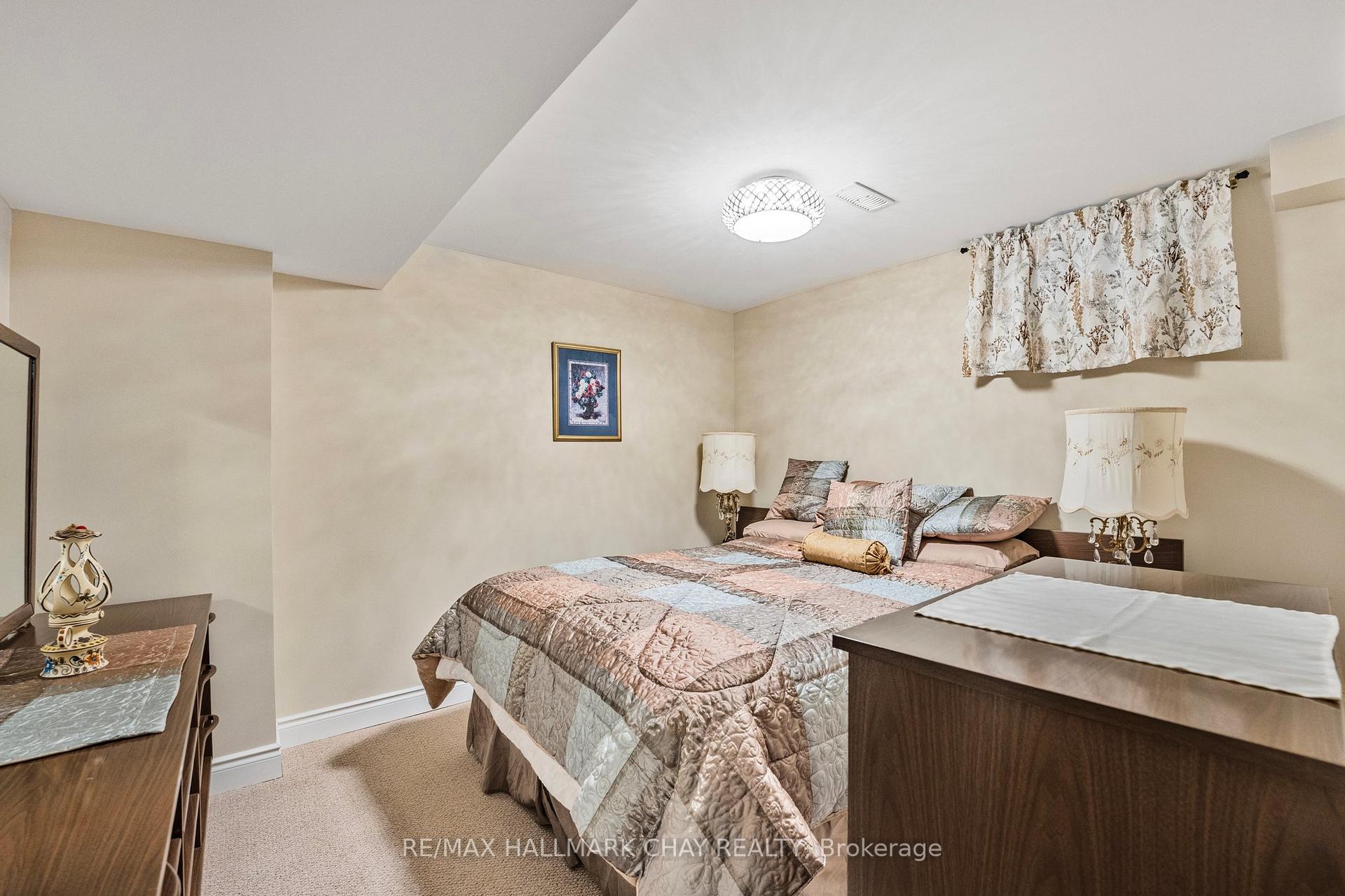 Photo 22 of 93 Anderson Road, New Tecumseth, Alliston — HOMEH