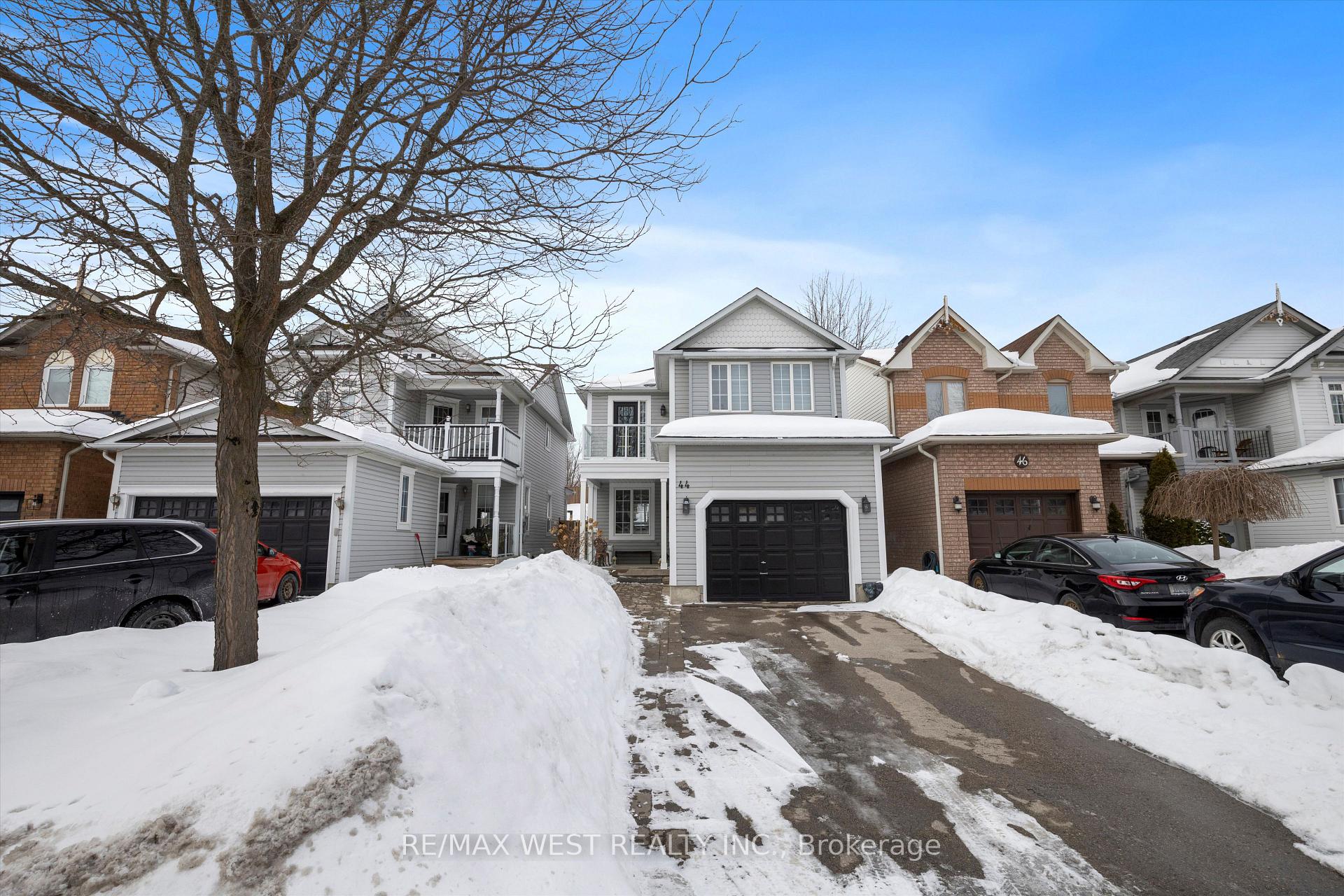 Front of 44 Gunning Crescent