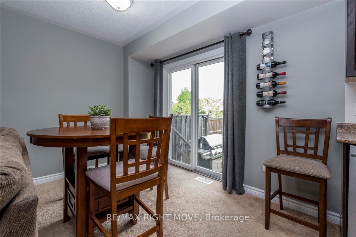 Photo 7 of 62 Michelle Drive, Orillia — HOMEH