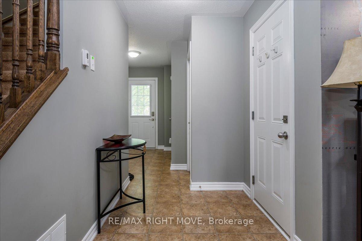 Photo 11 of 62 Michelle Drive, Orillia — HOMEH