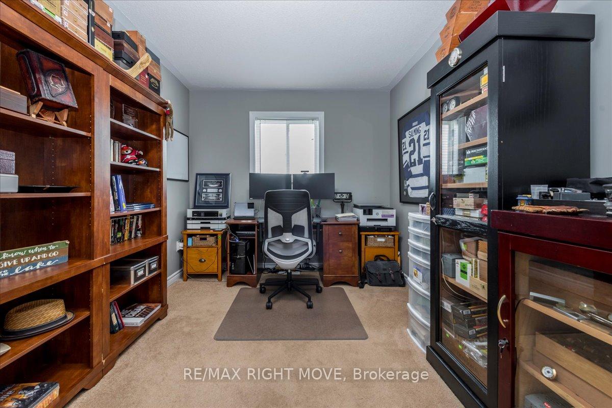 Photo 18 of 62 Michelle Drive, Orillia — HOMEH