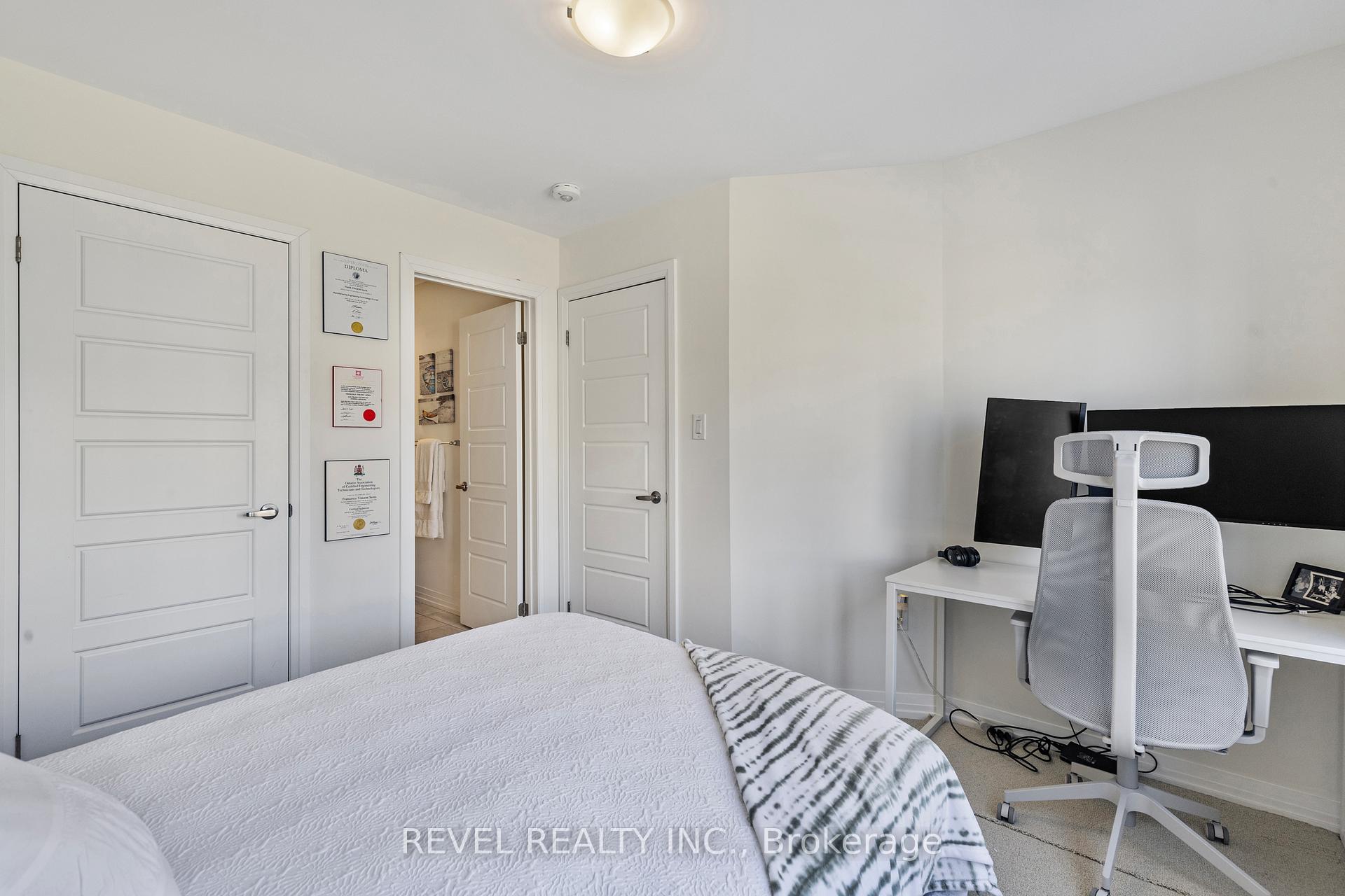 Photo 5 of 504 Buckeye Court, Milton, Cobban — HOMEH