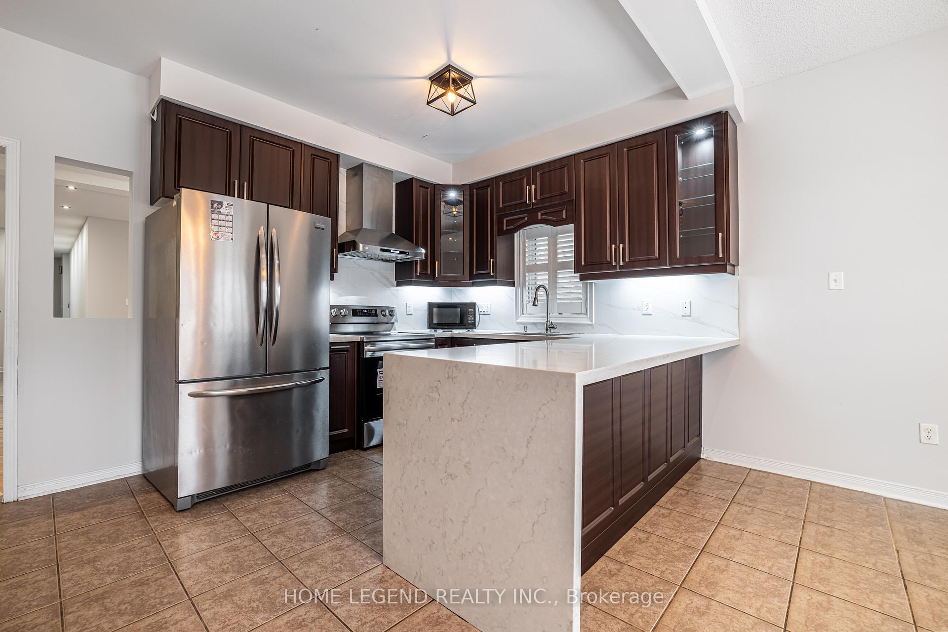 Photo 2 of 78 Lahore Crescent, Markham, Cedarwood — HOMEH