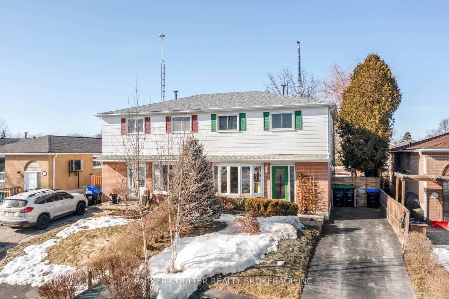 Photo 1 of 12 Park Crescent, New Tecumseth, Tottenham — HOMEH