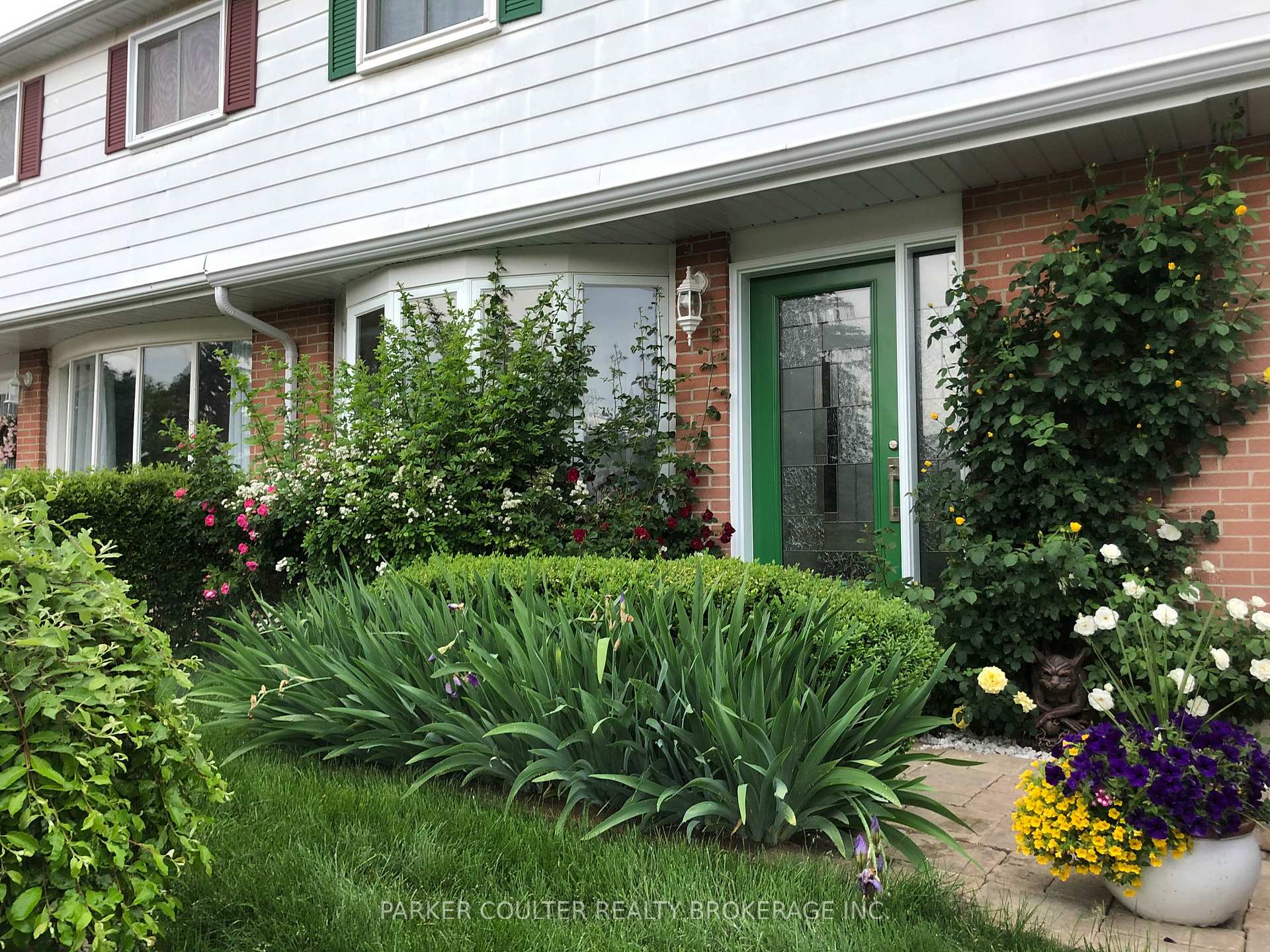 Photo 6 of 12 Park Crescent, New Tecumseth, Tottenham — HOMEH