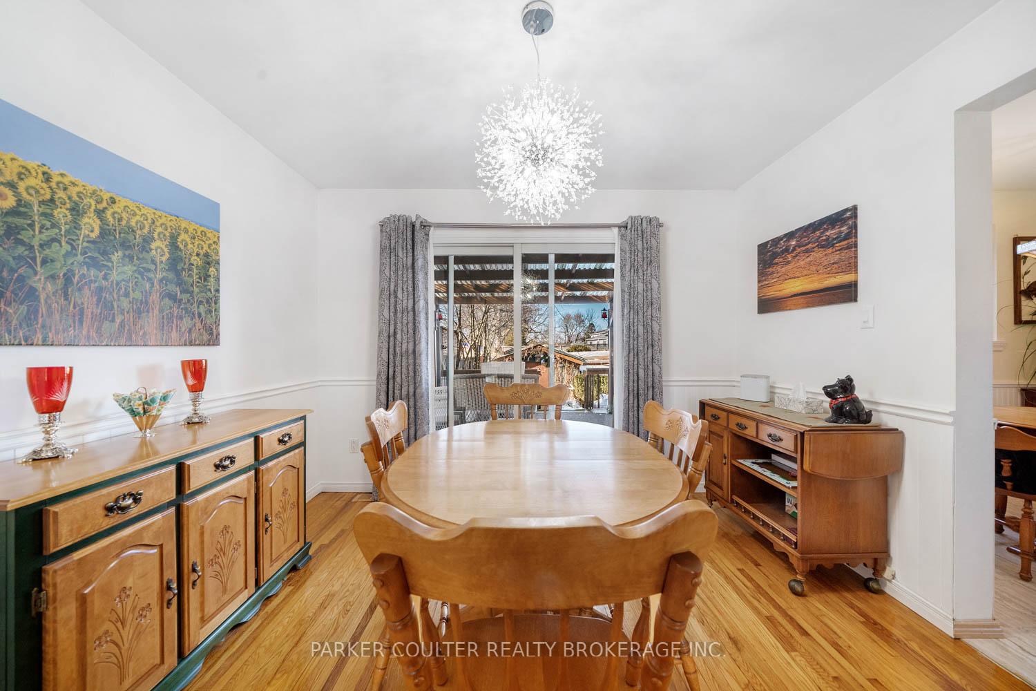 Photo 11 of 12 Park Crescent, New Tecumseth, Tottenham — HOMEH