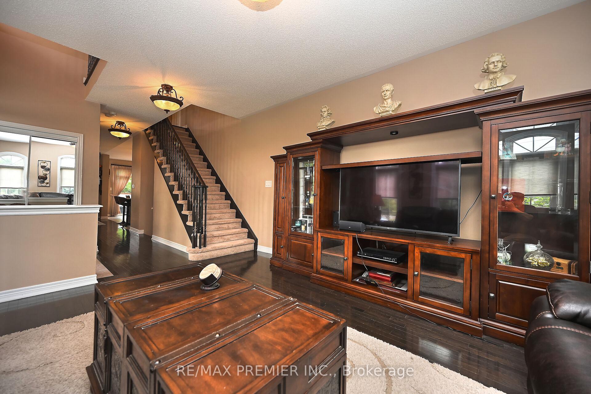 Photo 15 of 596 Holland Heights, Milton, Scott — HOMEH