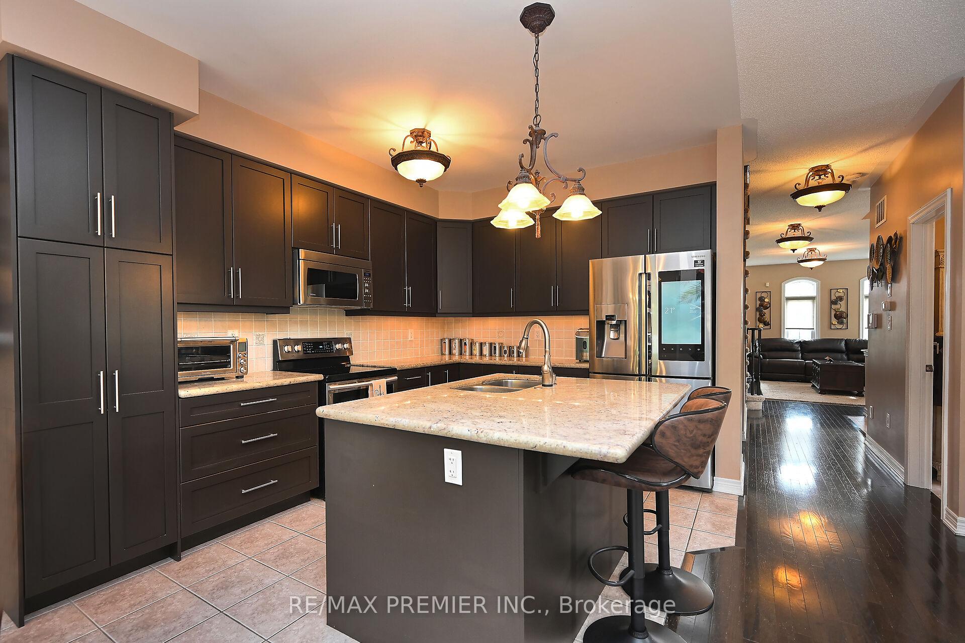 Photo 9 of 596 Holland Heights, Milton, Scott — HOMEH