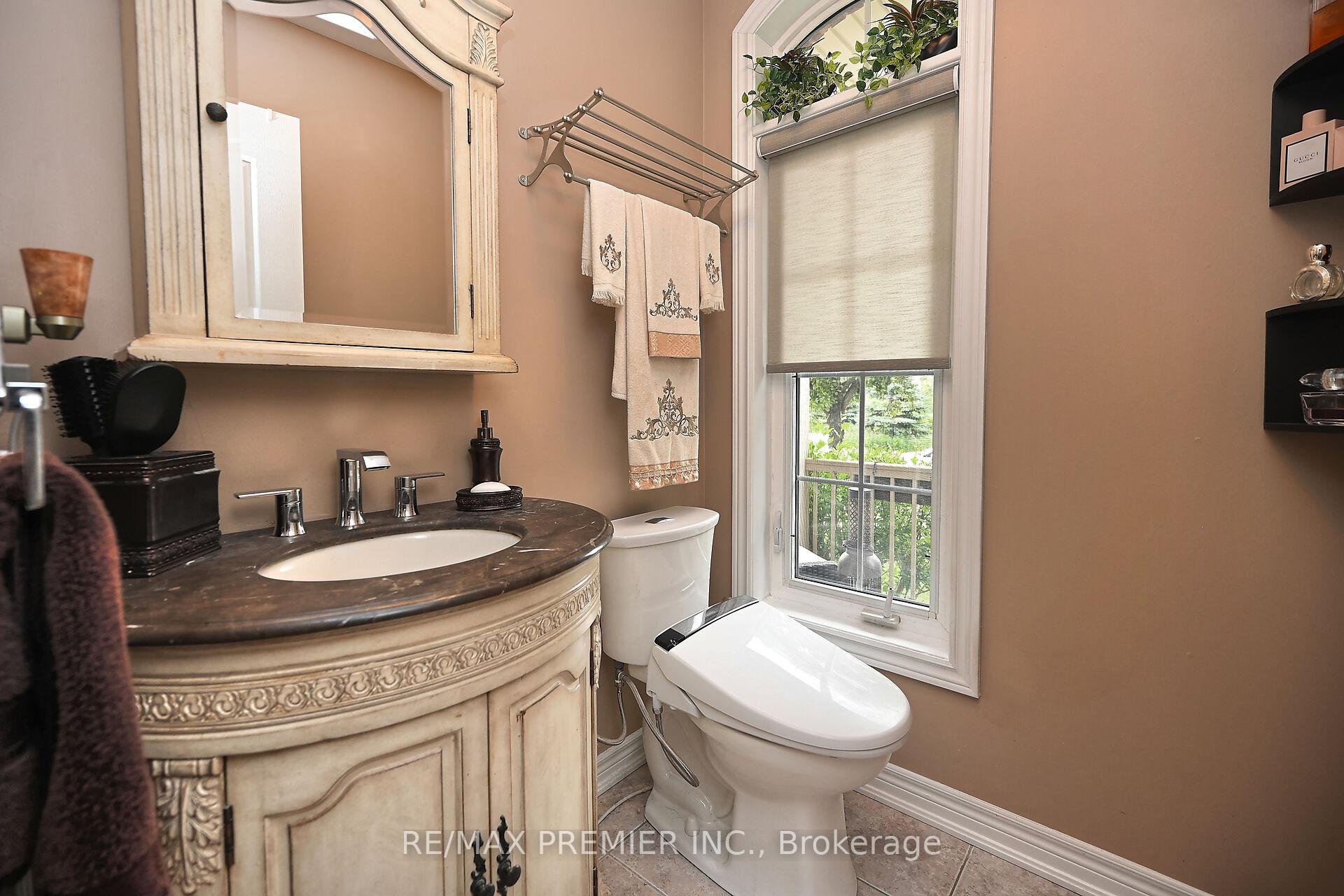 Photo 11 of 596 Holland Heights, Milton, Scott — HOMEH