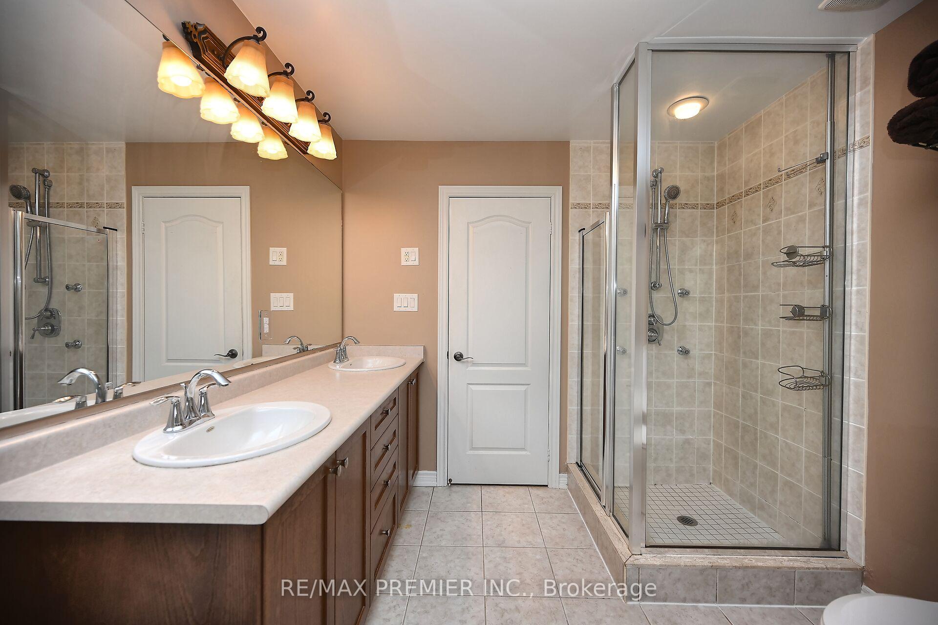 Photo 8 of 596 Holland Heights, Milton, Scott — HOMEH