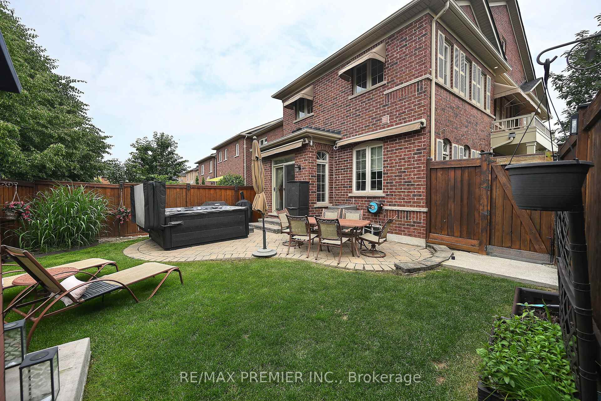 Photo 36 of 596 Holland Heights, Milton, Scott — HOMEH