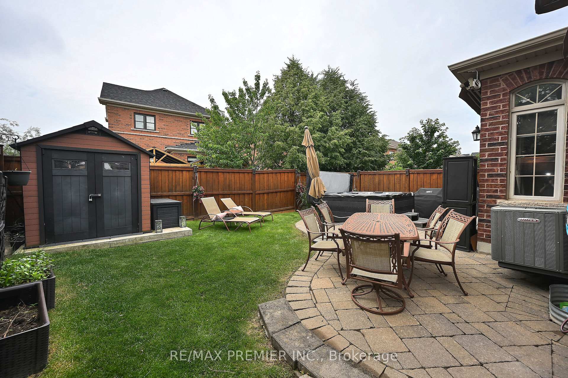 Photo 23 of 596 Holland Heights, Milton, Scott — HOMEH