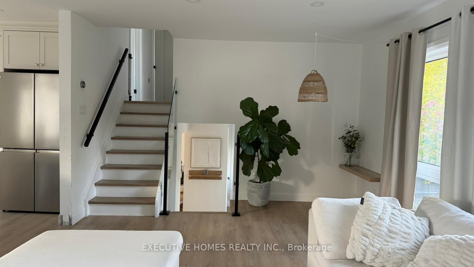 Photo 13 of 1045 Beaufort Avenue, Oshawa, Eastdale — HOMEH