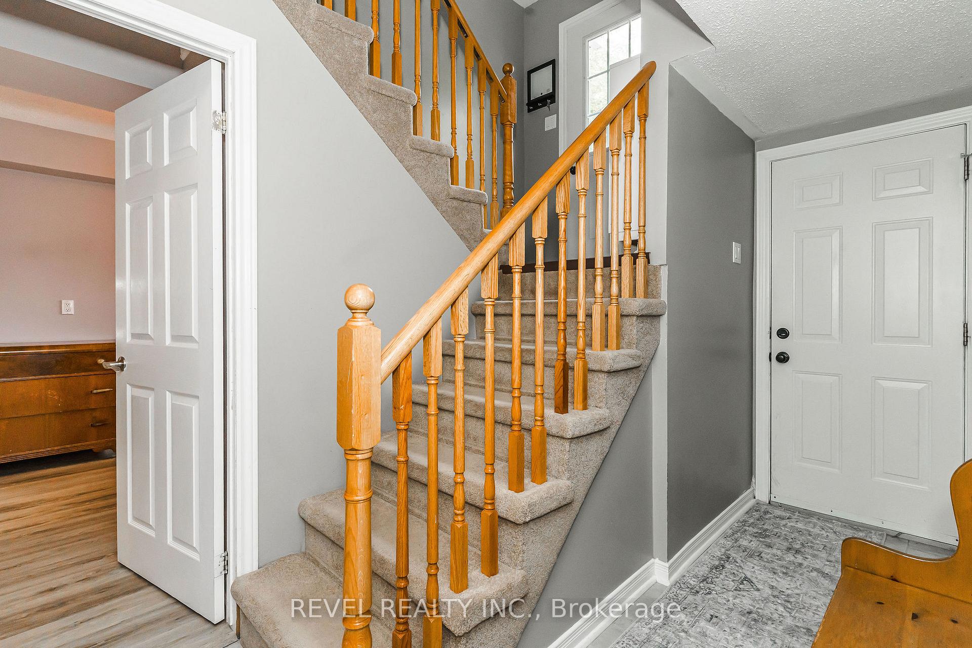 Photo 27 of 65 Dancy Drive, Orillia — HOMEH