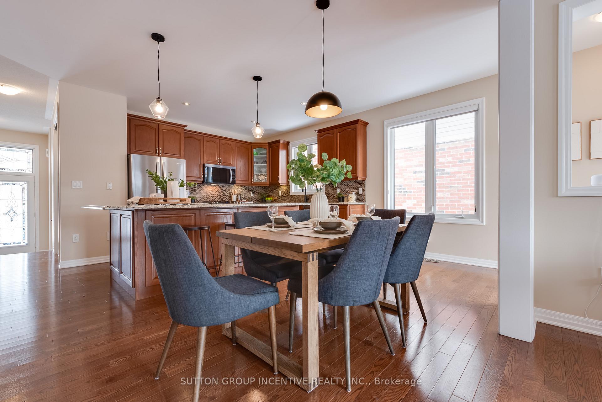 Photo 7 of 19 Paddison Place, New Tecumseth, Alliston — HOMEH