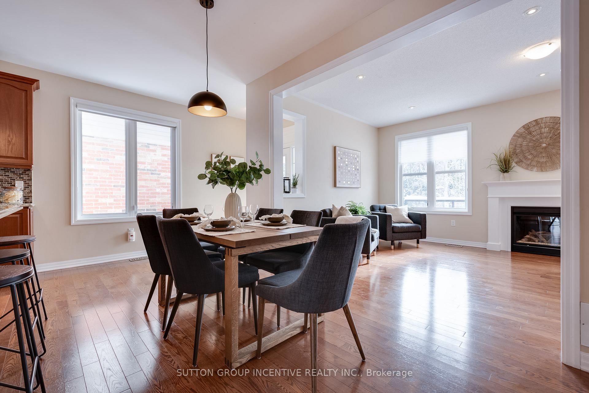 Photo 12 of 19 Paddison Place, New Tecumseth, Alliston — HOMEH