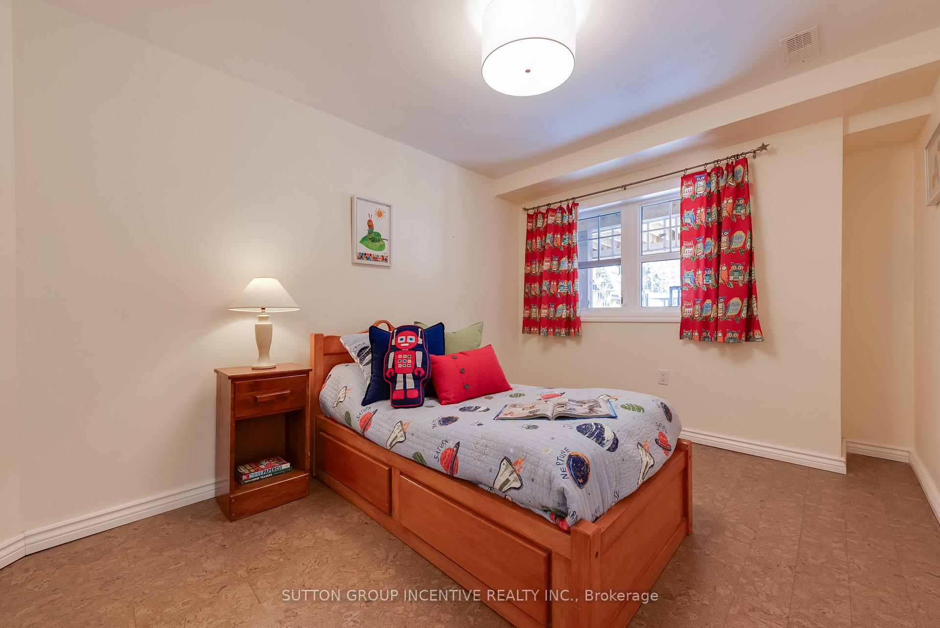 Photo 29 of 19 Paddison Place, New Tecumseth, Alliston — HOMEH