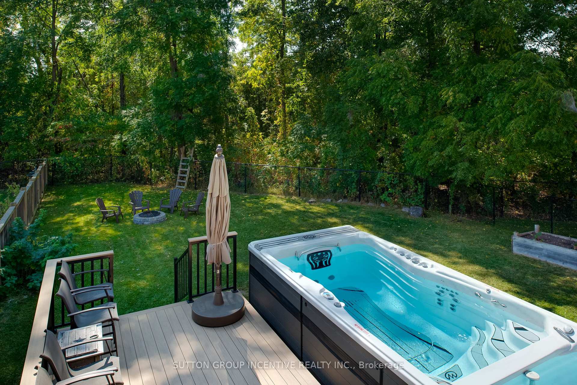 Photo 36 of 19 Paddison Place, New Tecumseth, Alliston — HOMEH