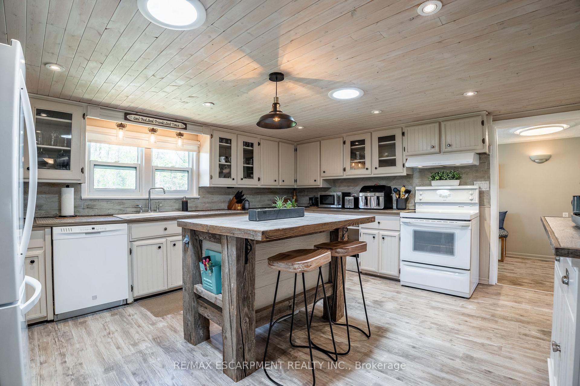 Photo 11 of 918 Charlotteville Rd 8, Norfolk, Rural Charlotteville — HOMEH