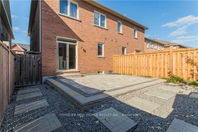 Photo 2 of 21 Ivory Silk Drive, Markham, Cathedraltown — HOMEH