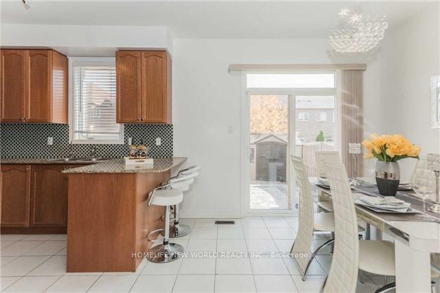 Photo 5 of 21 Ivory Silk Drive, Markham, Cathedraltown — HOMEH