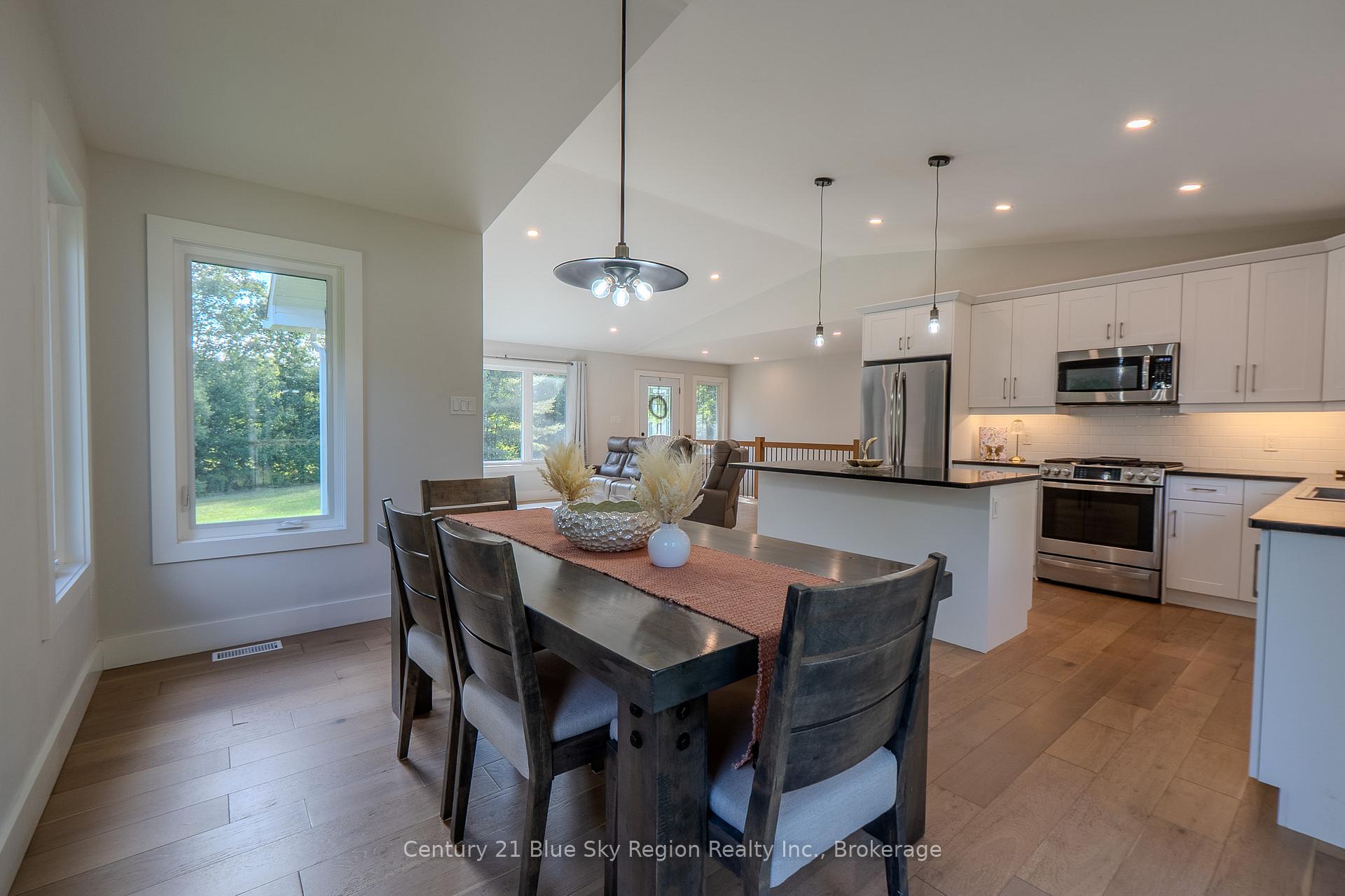 Photo 13 of 115 Hillside Lake Road, North Bay, Airport — HOMEH