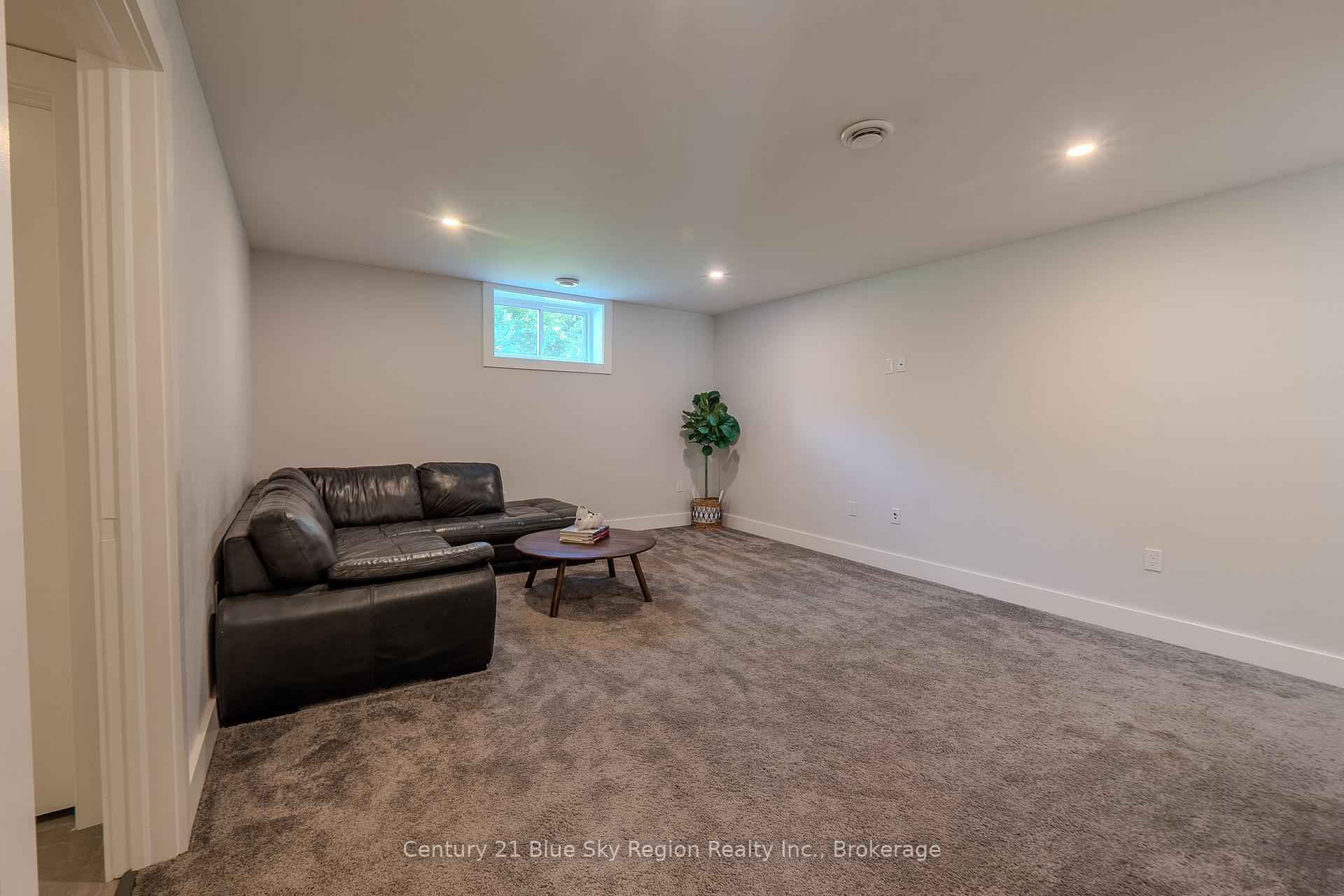 Photo 26 of 115 Hillside Lake Road, North Bay, Airport — HOMEH