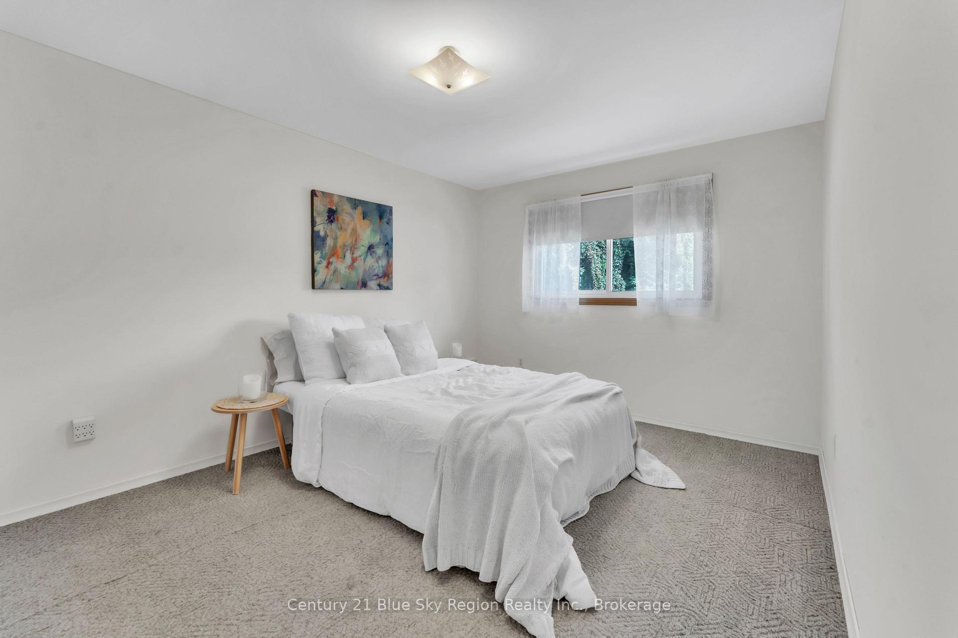 Photo 16 of 28 Farley Avenue, North Bay, Ferris — HOMEH