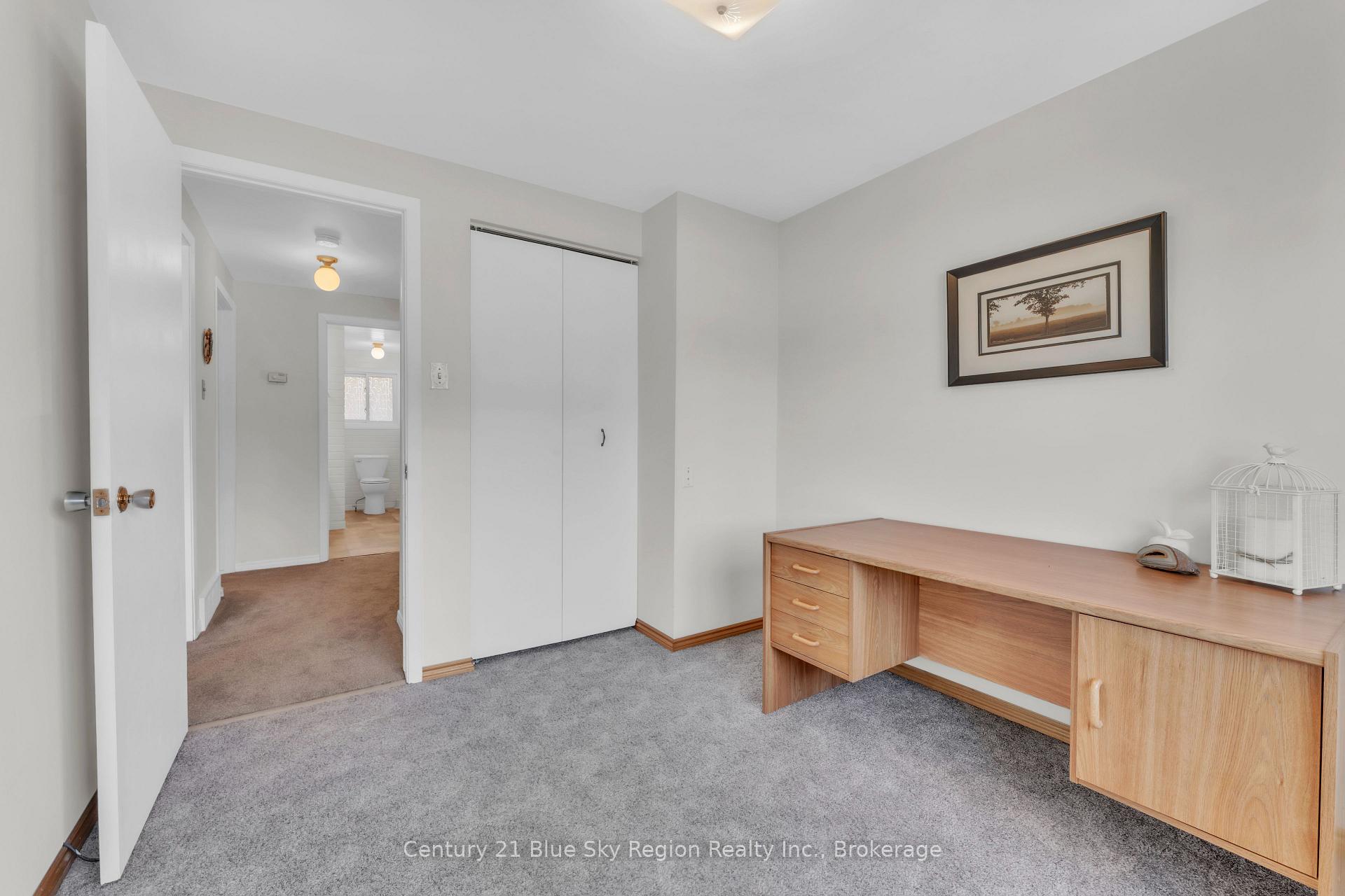 Photo 20 of 28 Farley Avenue, North Bay, Ferris — HOMEH