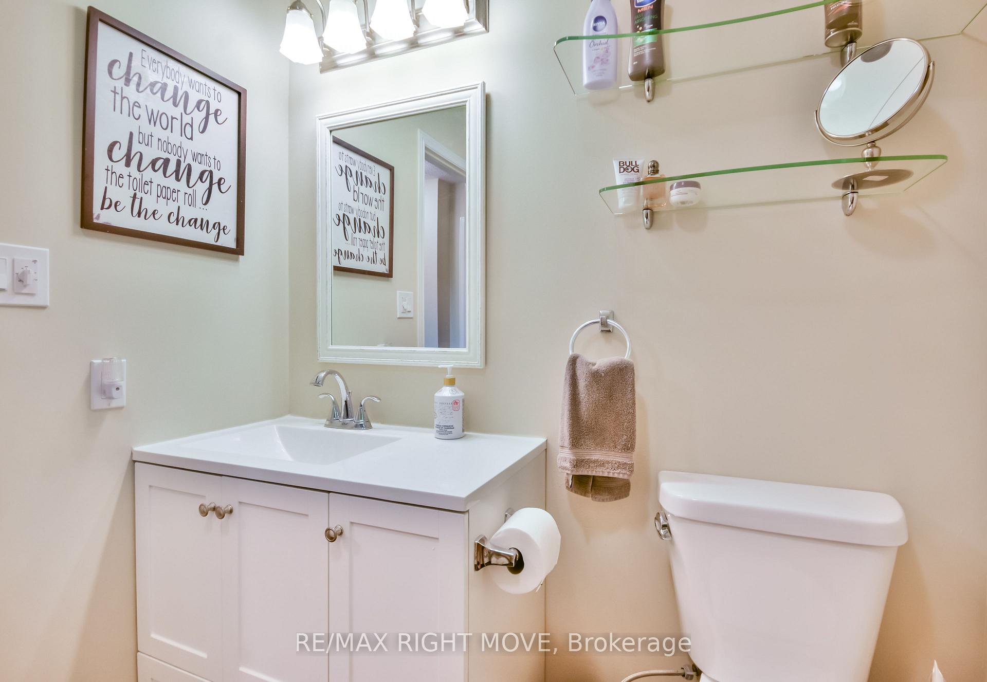 Photo 21 of 28 Christine Place, Orillia — HOMEH