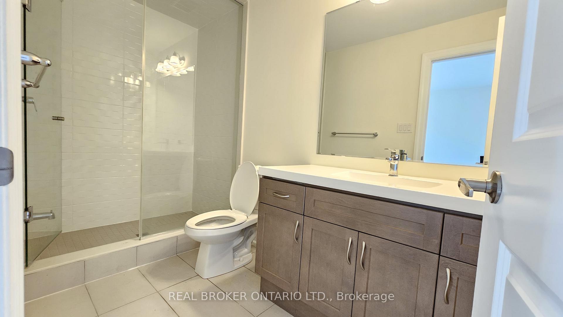 Photo 15 of 90 Thomas Frisby Jr Crescent, Markham, Victoria Square — HOMEH