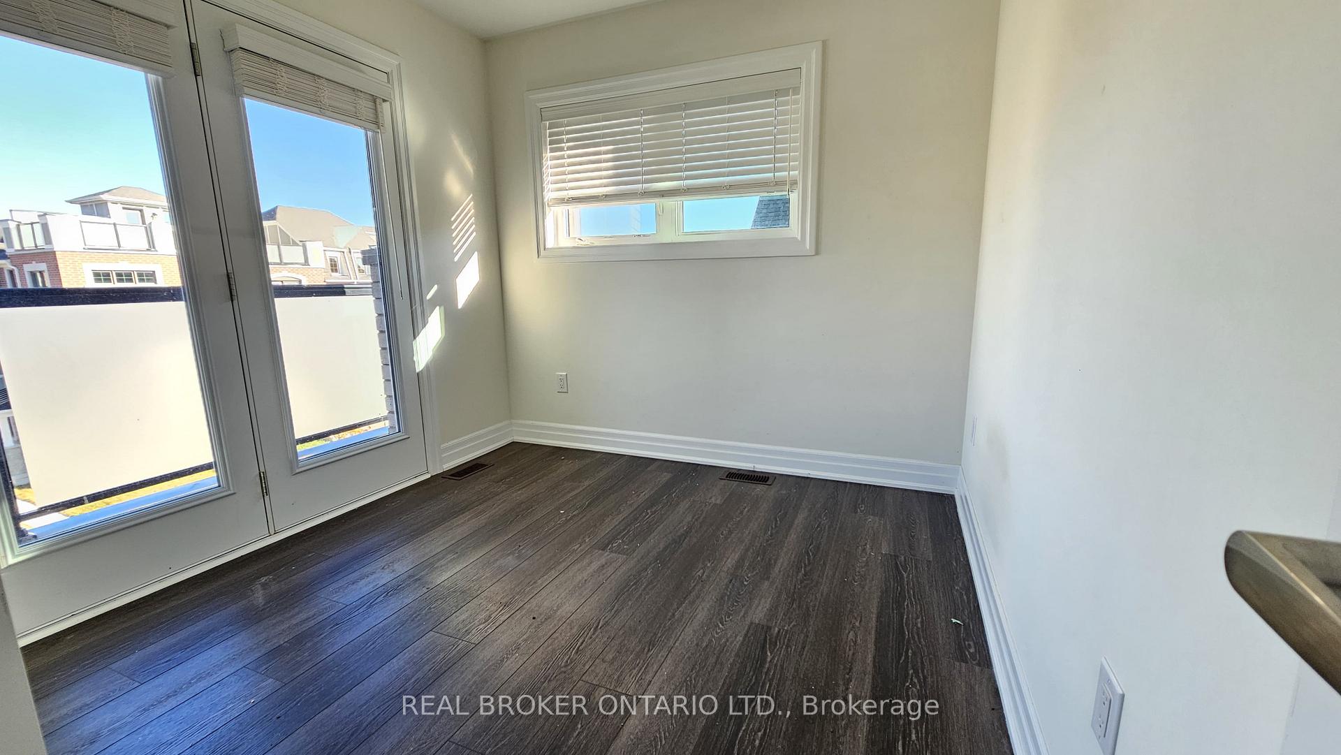 Photo 17 of 90 Thomas Frisby Jr Crescent, Markham, Victoria Square — HOMEH