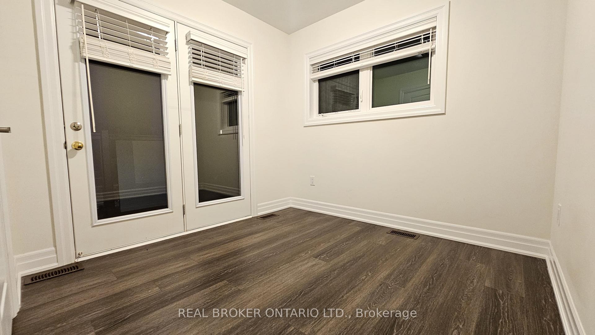 Photo 21 of 90 Thomas Frisby Jr Crescent, Markham, Victoria Square — HOMEH