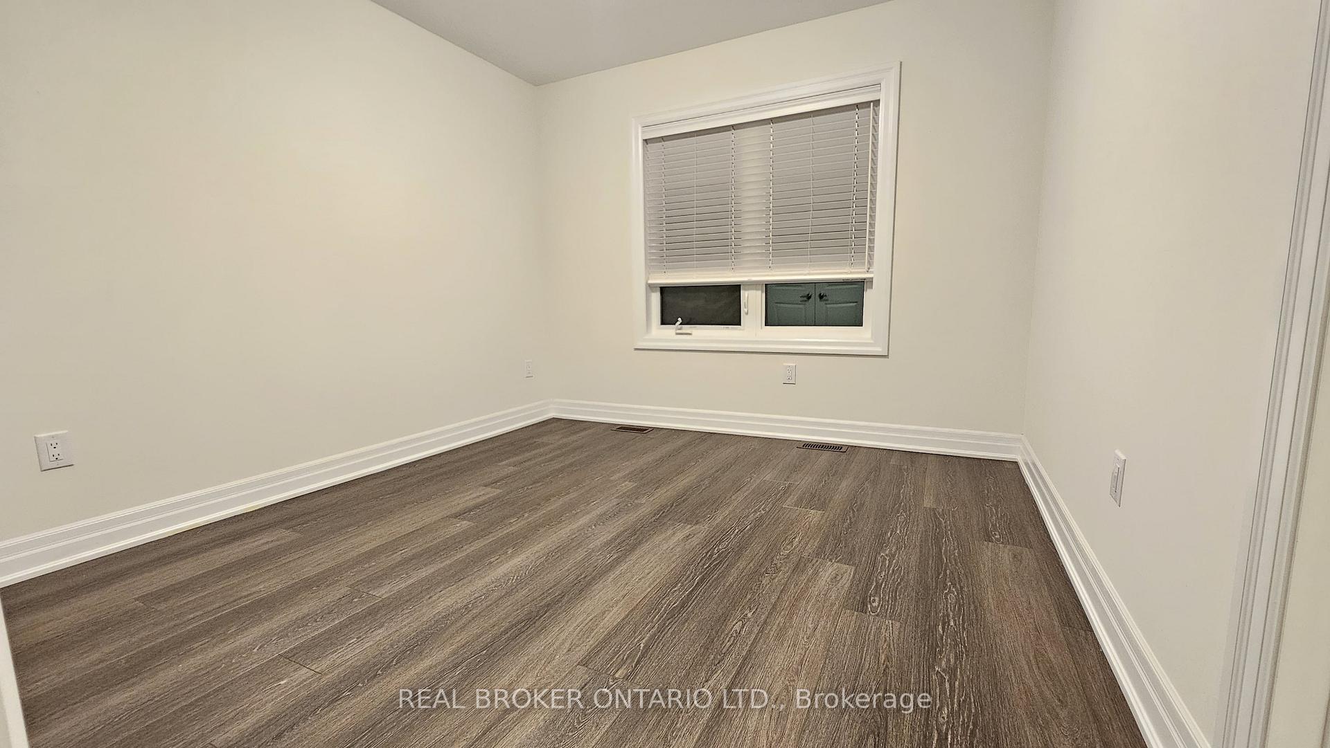 Photo 23 of 90 Thomas Frisby Jr Crescent, Markham, Victoria Square — HOMEH