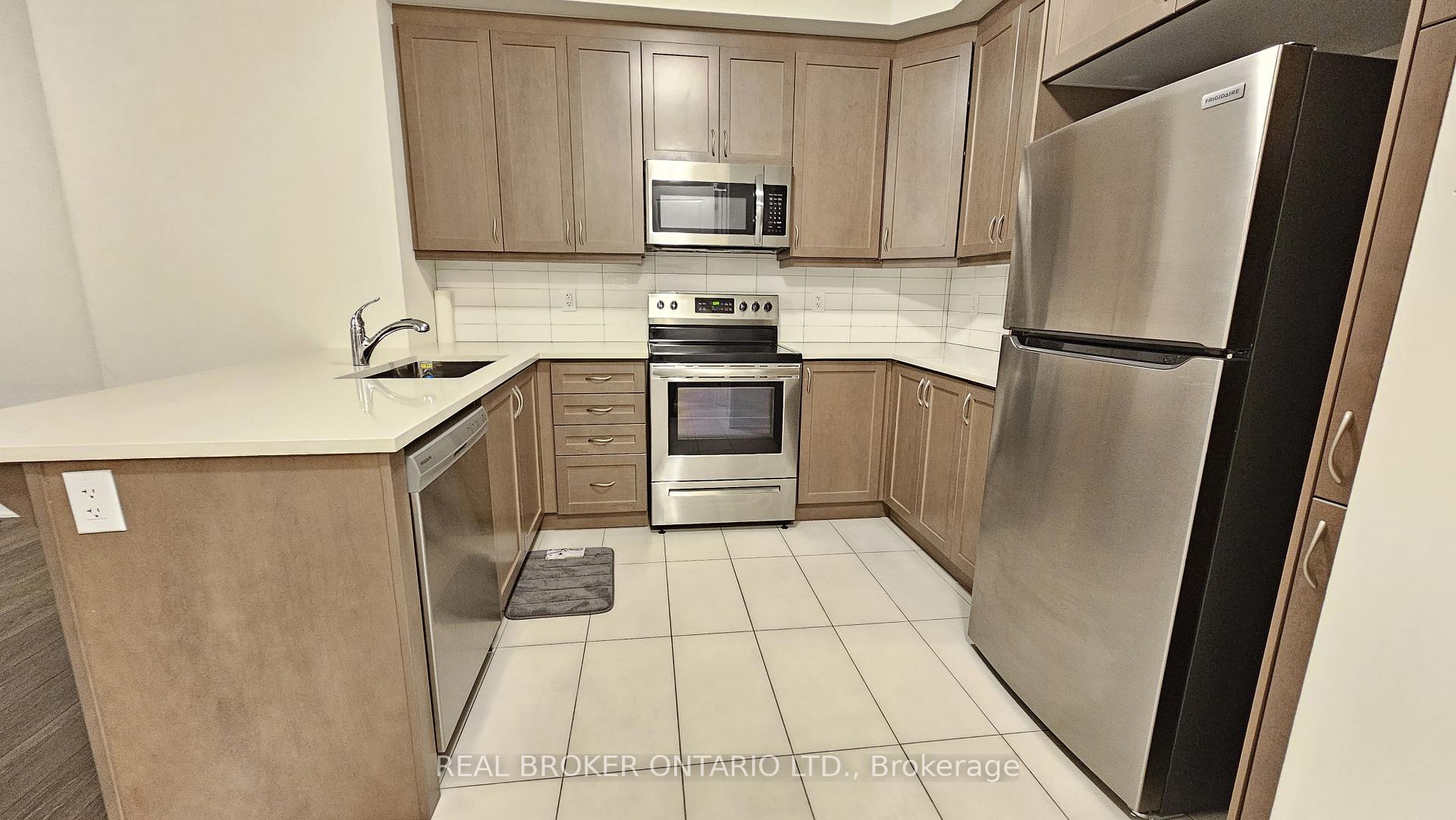 Photo 28 of 90 Thomas Frisby Jr Crescent, Markham, Victoria Square — HOMEH