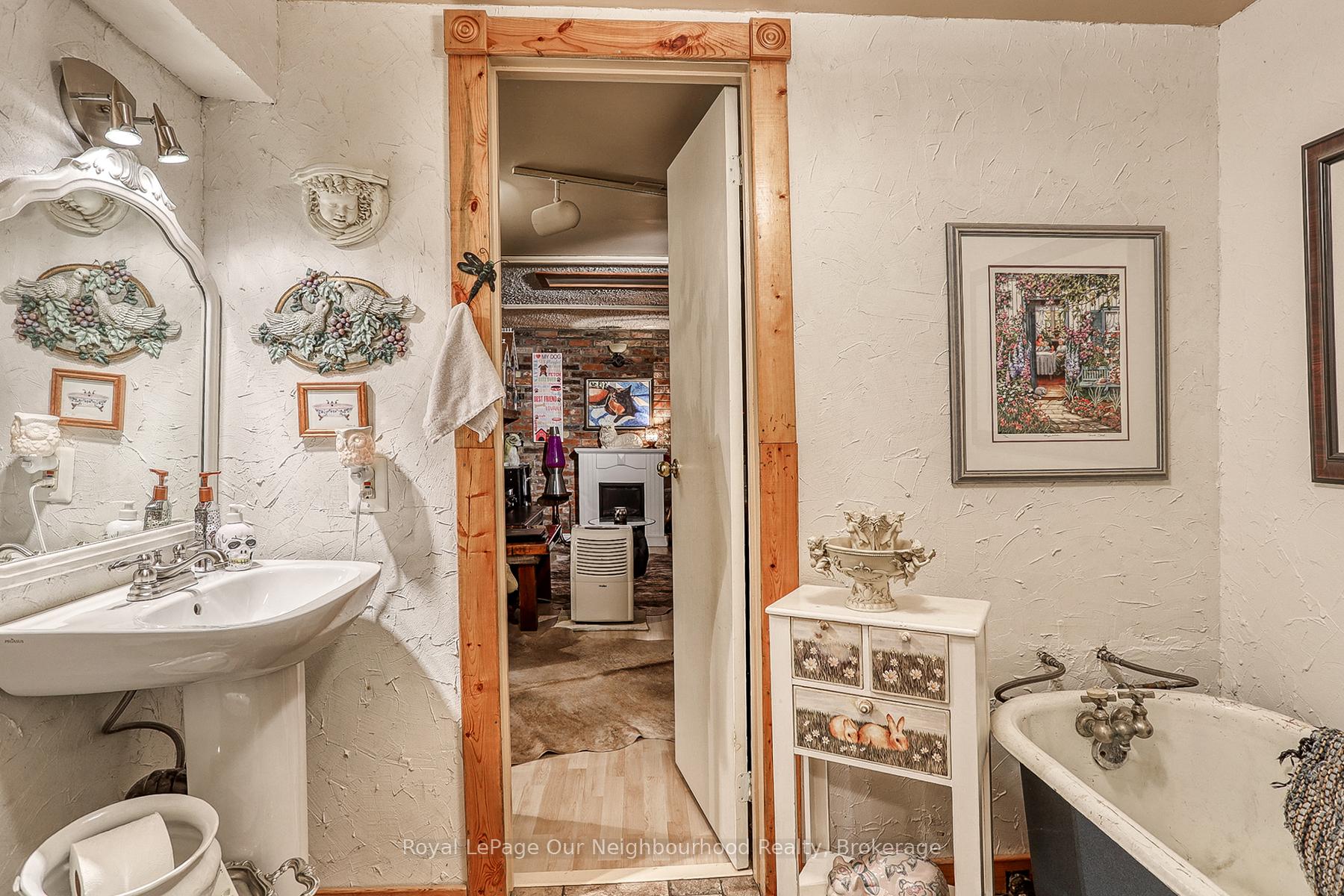 Photo 26 of 1466 Wecker Drive, Oshawa, Lakeview — HOMEH
