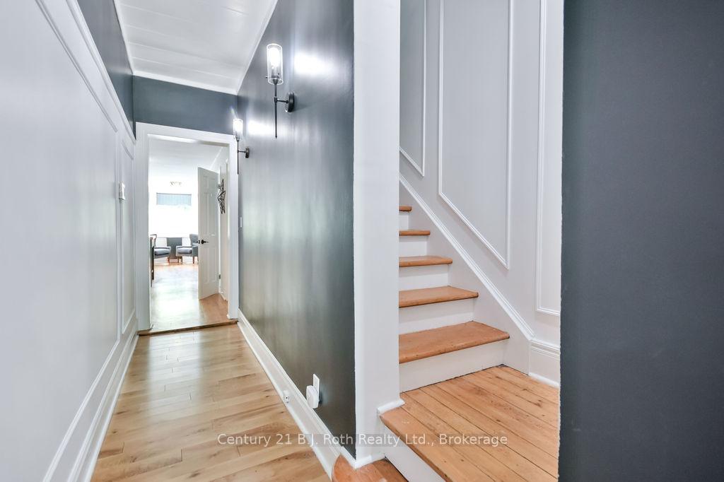 Photo 15 of 135 Peter Street N, Orillia — HOMEH