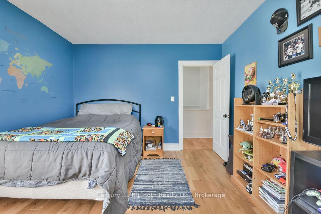 Photo 20 of 135 Peter Street N, Orillia — HOMEH
