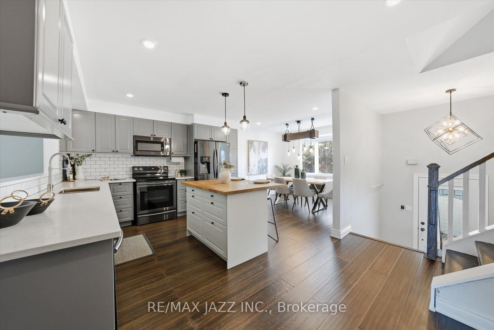 Photo 8 of 804 Beatrice Street E, Oshawa, Pinecrest — HOMEH