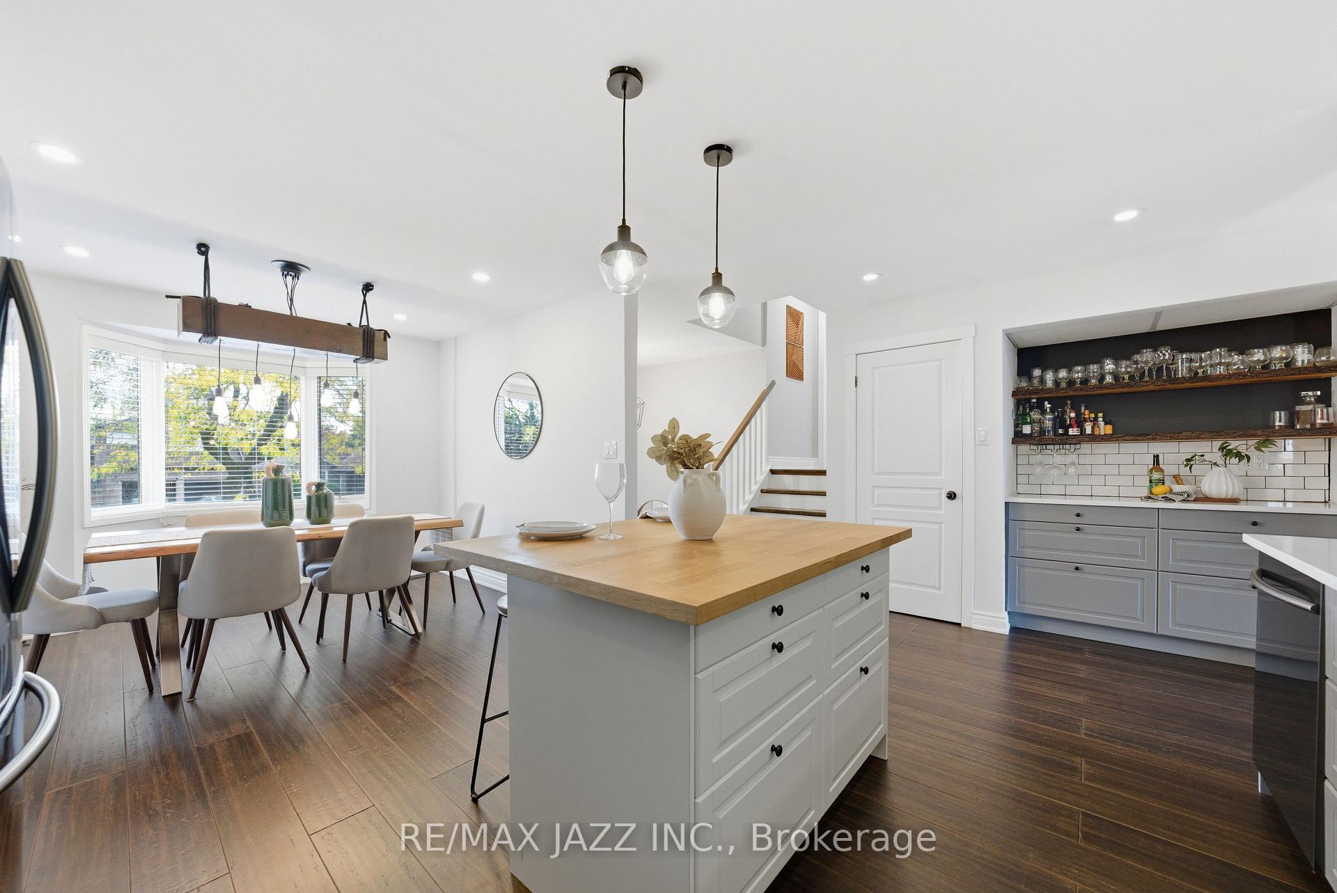 Photo 10 of 804 Beatrice Street E, Oshawa, Pinecrest — HOMEH