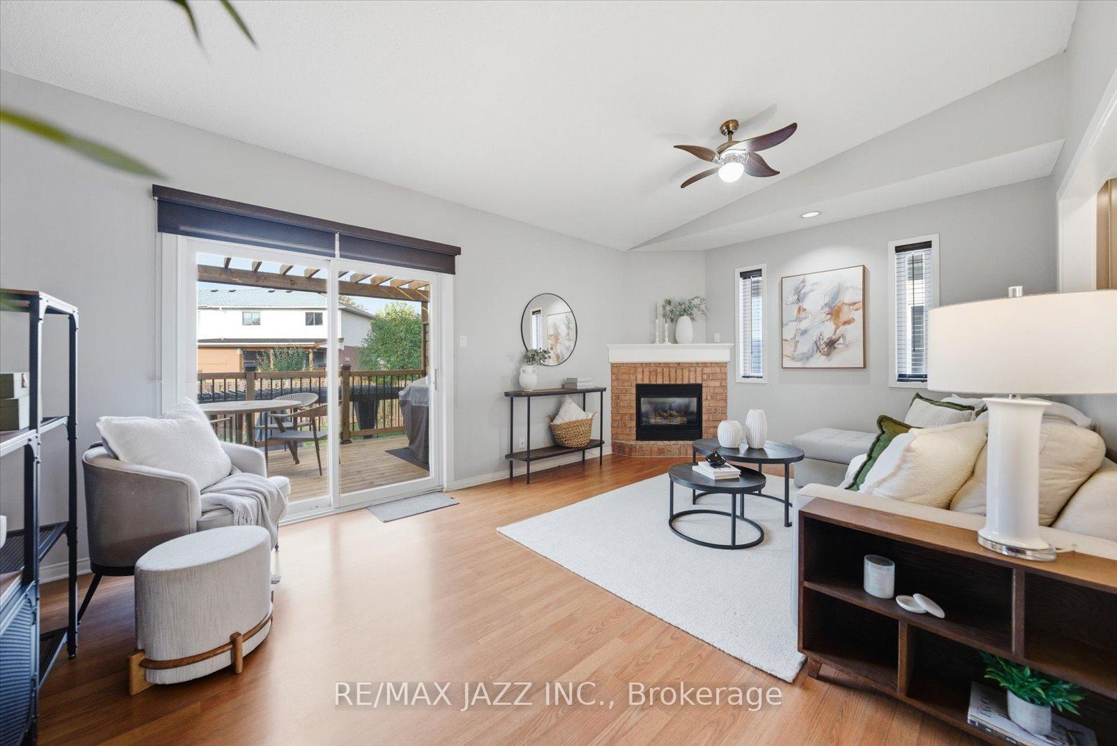 Photo 19 of 804 Beatrice Street E, Oshawa, Pinecrest — HOMEH