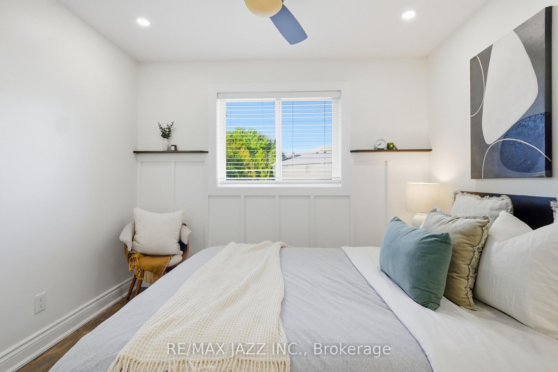 Photo 24 of 804 Beatrice Street E, Oshawa, Pinecrest — HOMEH