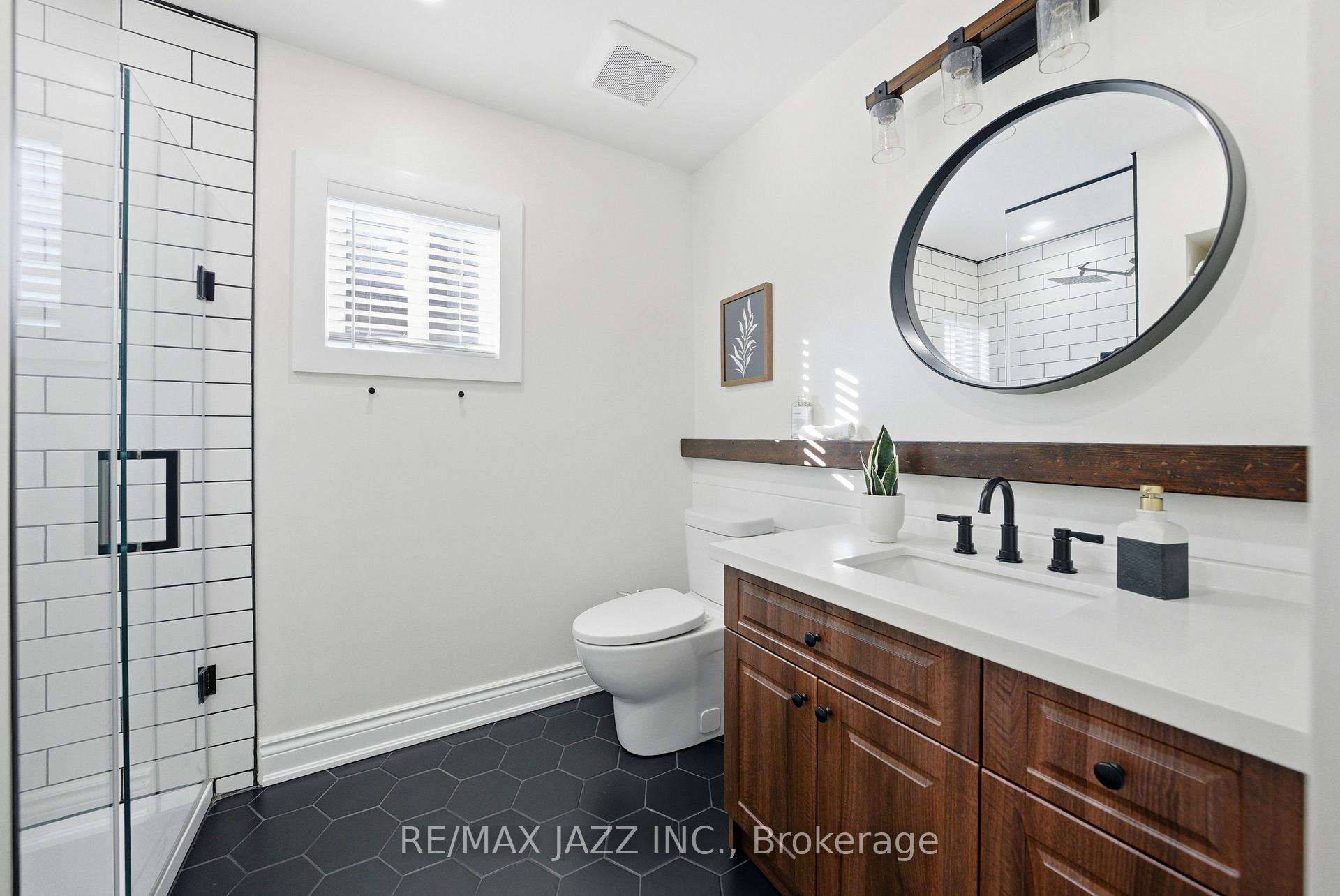 Photo 28 of 804 Beatrice Street E, Oshawa, Pinecrest — HOMEH