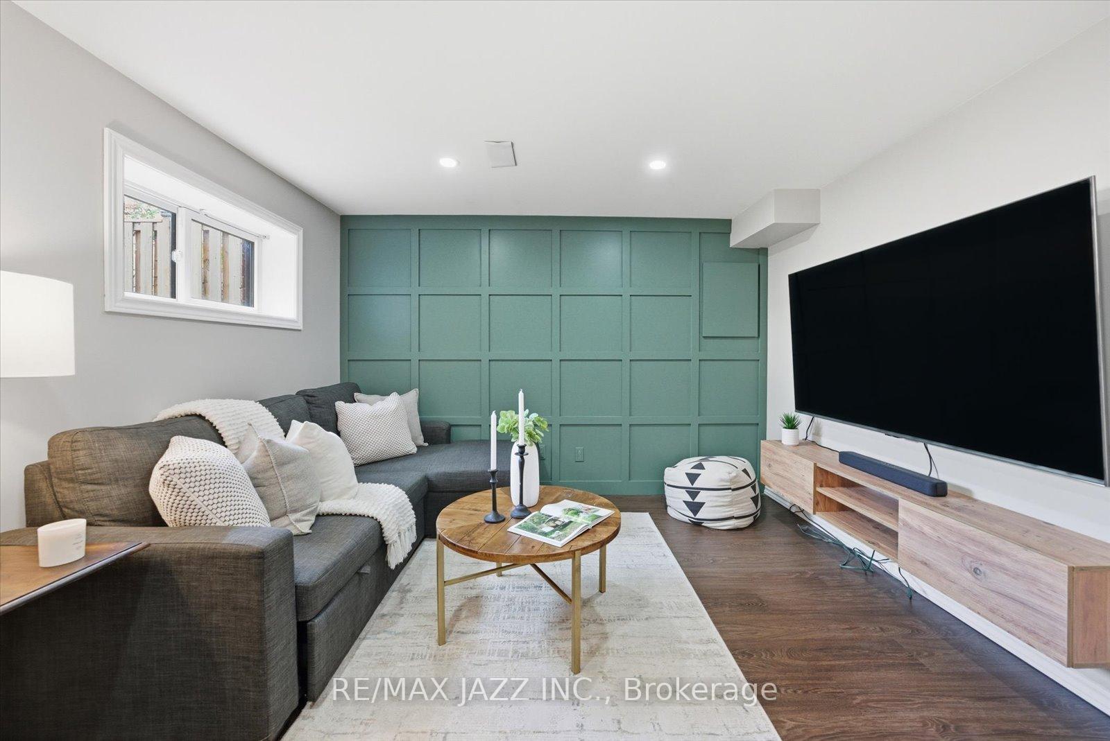 Photo 39 of 804 Beatrice Street E, Oshawa, Pinecrest — HOMEH