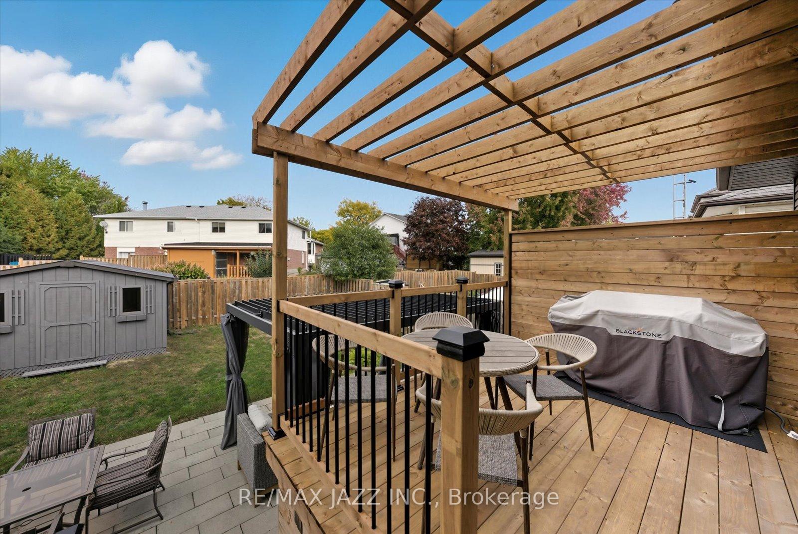 Photo 43 of 804 Beatrice Street E, Oshawa, Pinecrest — HOMEH