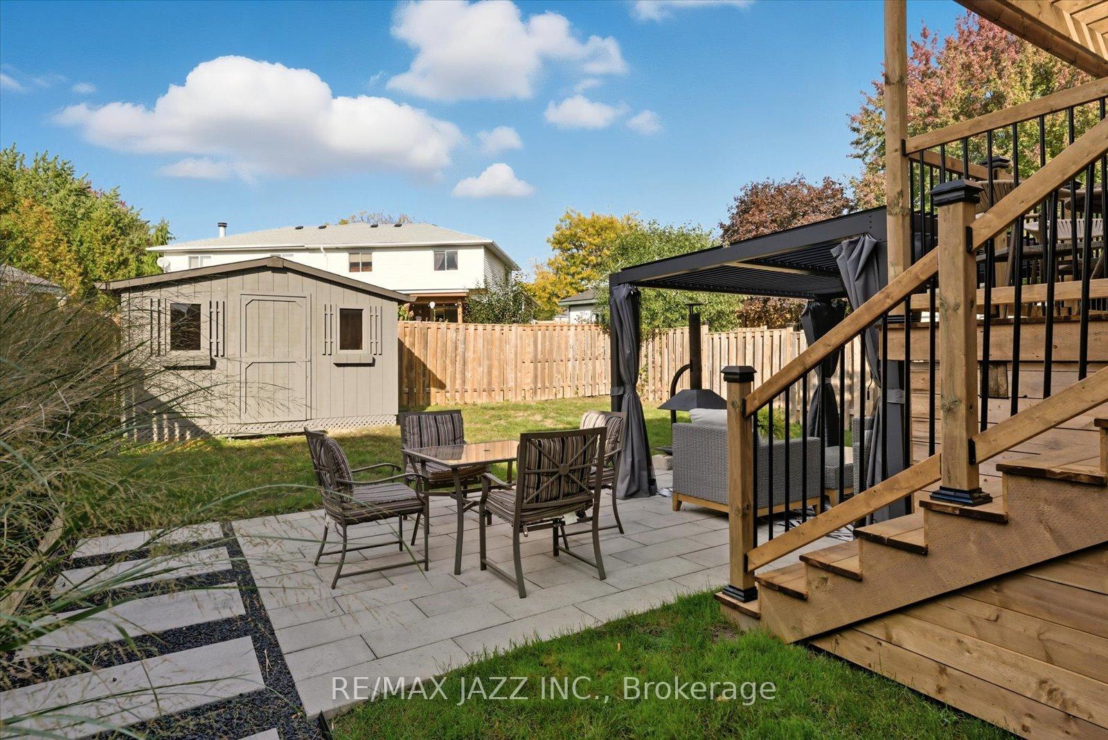 Photo 45 of 804 Beatrice Street E, Oshawa, Pinecrest — HOMEH
