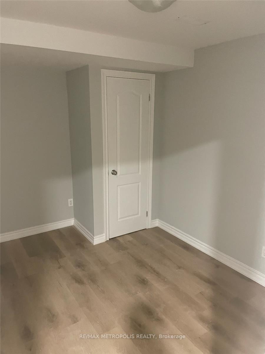 Photo 8 of Unit BSMT, 4 Liam Lane, Markham, Cedarwood — HOMEH