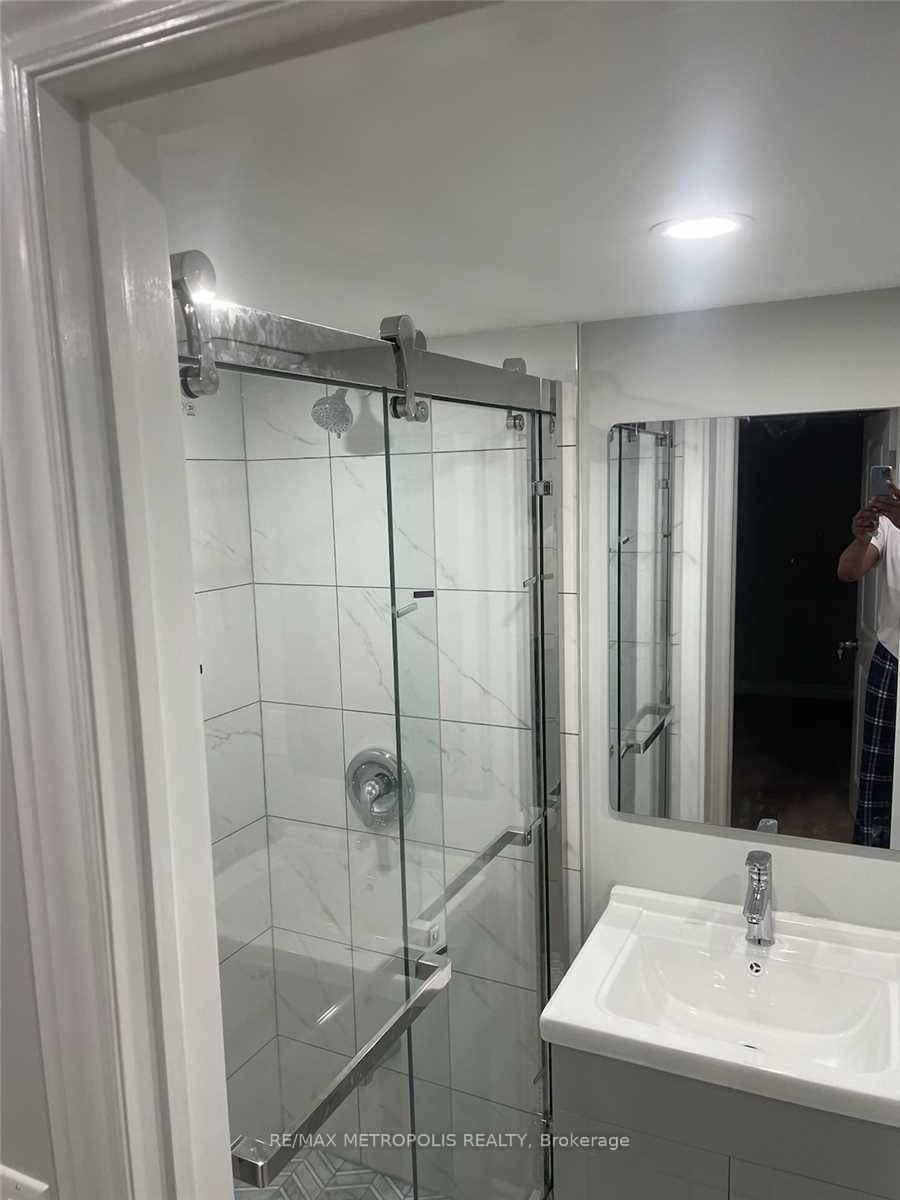Photo 9 of Unit BSMT, 4 Liam Lane, Markham, Cedarwood — HOMEH
